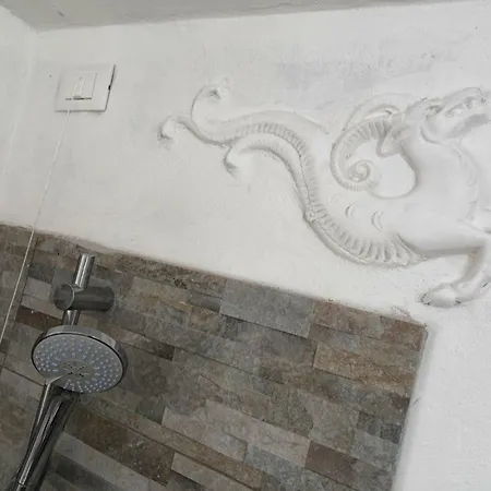 B.e.a. Maison Alojamento de Acomodação e Pequeno-almoço 3*