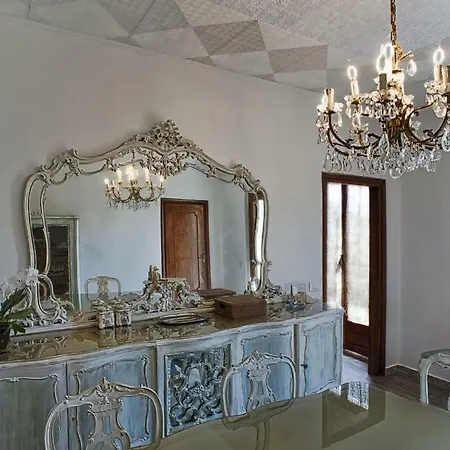 B.e.a. Maison Bed & Breakfast 2*